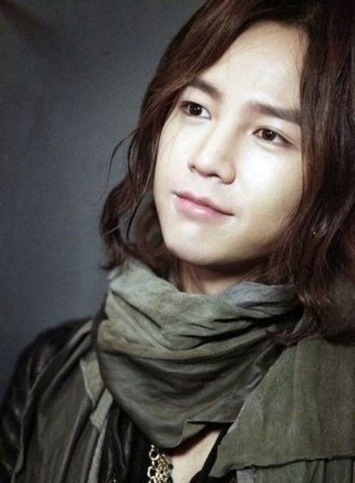 張根碩曬近照依舊帥氣迷人,原來之前變胖只因?yàn)樗×? />
</span>
<span id=